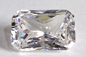 Emerald Radiant Cut 13 x 18mm Cubic Zirconia Great Quality Loose Stone