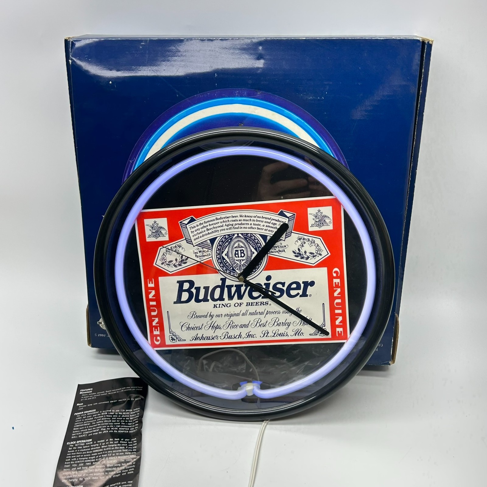 Vintage 1993 Genuine Budweiser King of Beers Neon Ring Analog Wall Clock 1993