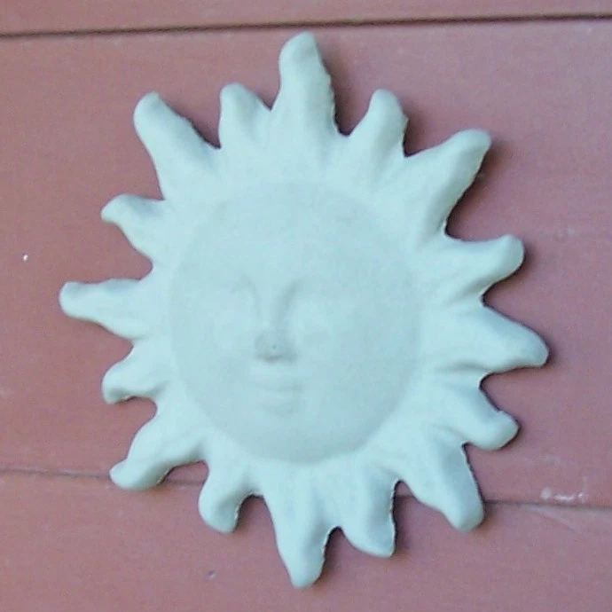 Placa colgante de pared de hormigón Happy Sun Face, decoración de patio de jardín de cemento Foto 2 de 3