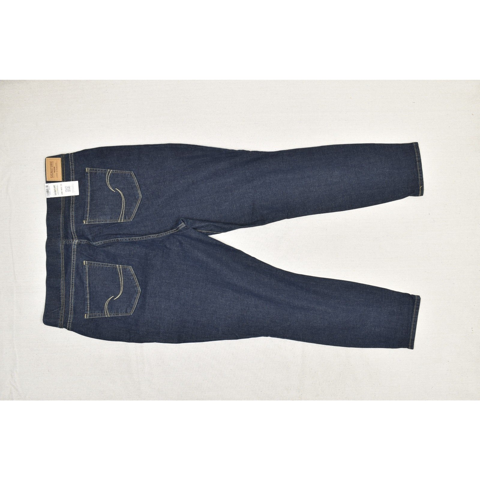 NEW Levi's Signature Totally Shaping Pull-On Skinny Jeans Plus Size 20M thumbnail 3