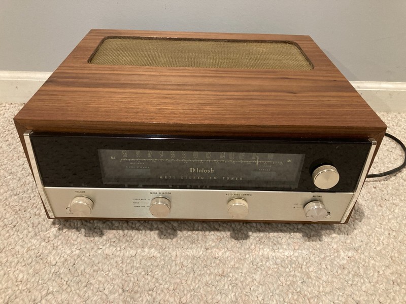 McIntosh MR71  Tube Tuner has panloc and cabinet SWEET! MR 71