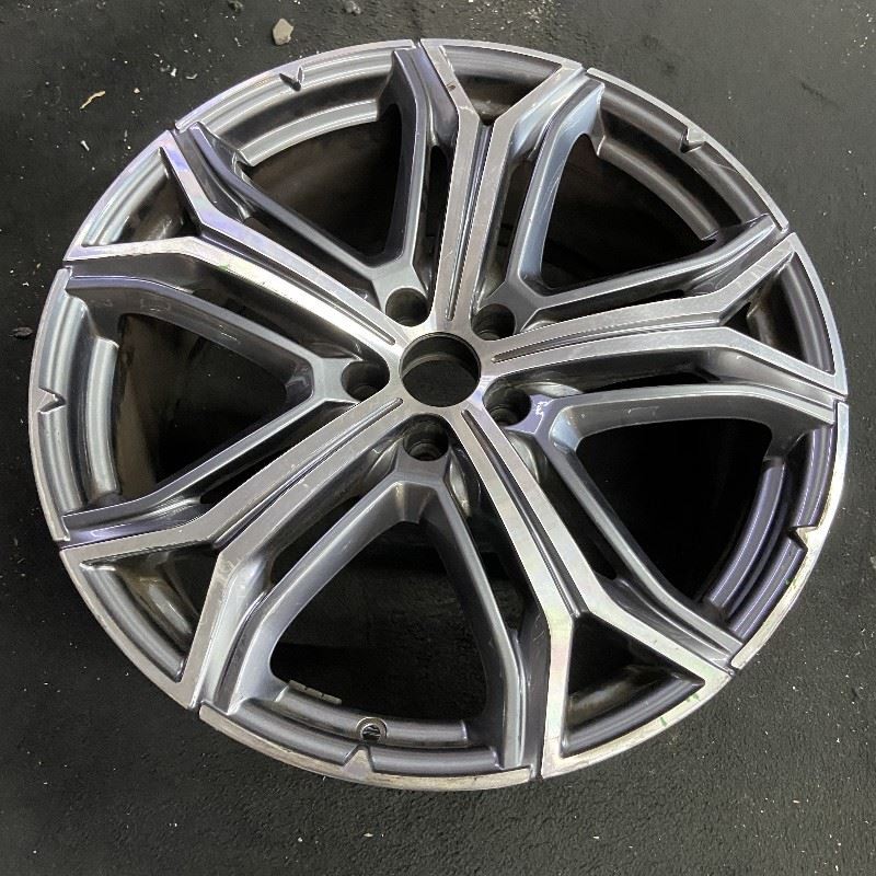 Front Maserati Levante OEM Wheel 21” 2020-2023 Factory Original Rim 670163562