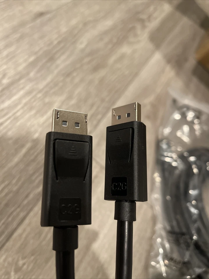 Lote de (20) - Cable DisplayPort C2G de 20 pies (6,1 m) con pestillos 8K UHD M/M - Negro Foto 3 de 4