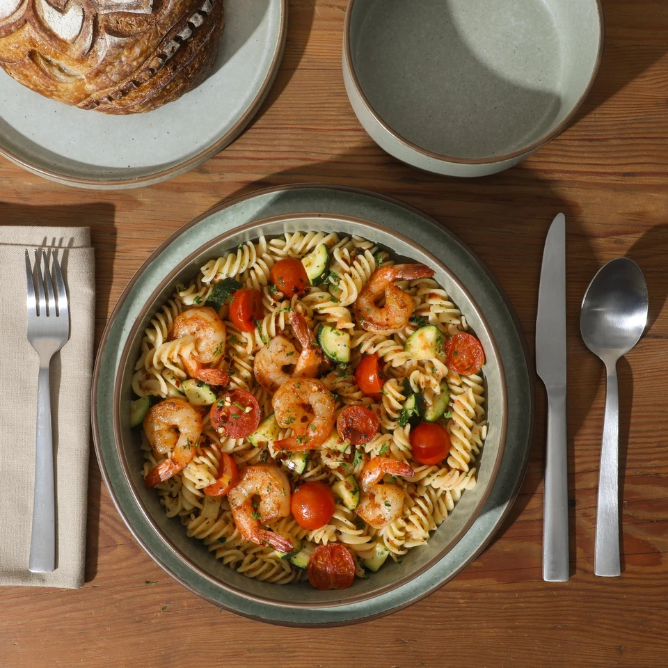 Gelston Stoneware Matte Reactive Glaze 16 Piece Service for 4 Plates and Bowl... - Image 3 of 4