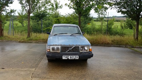 1981 VOLVO 244 DL BLUE 3 OWNERS BARN FIND - Picture 2 of 8