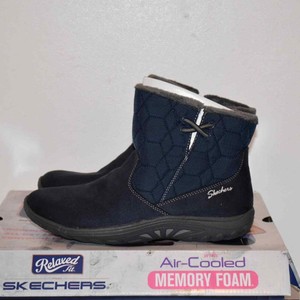 skechers modern comfort boots