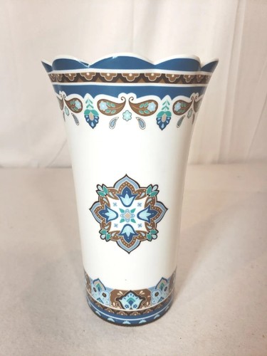 Vera Bradley My Home Andrea by Sadek Bermuda Blue Vase and jewelry tray/ platter - Picture 2 of 6