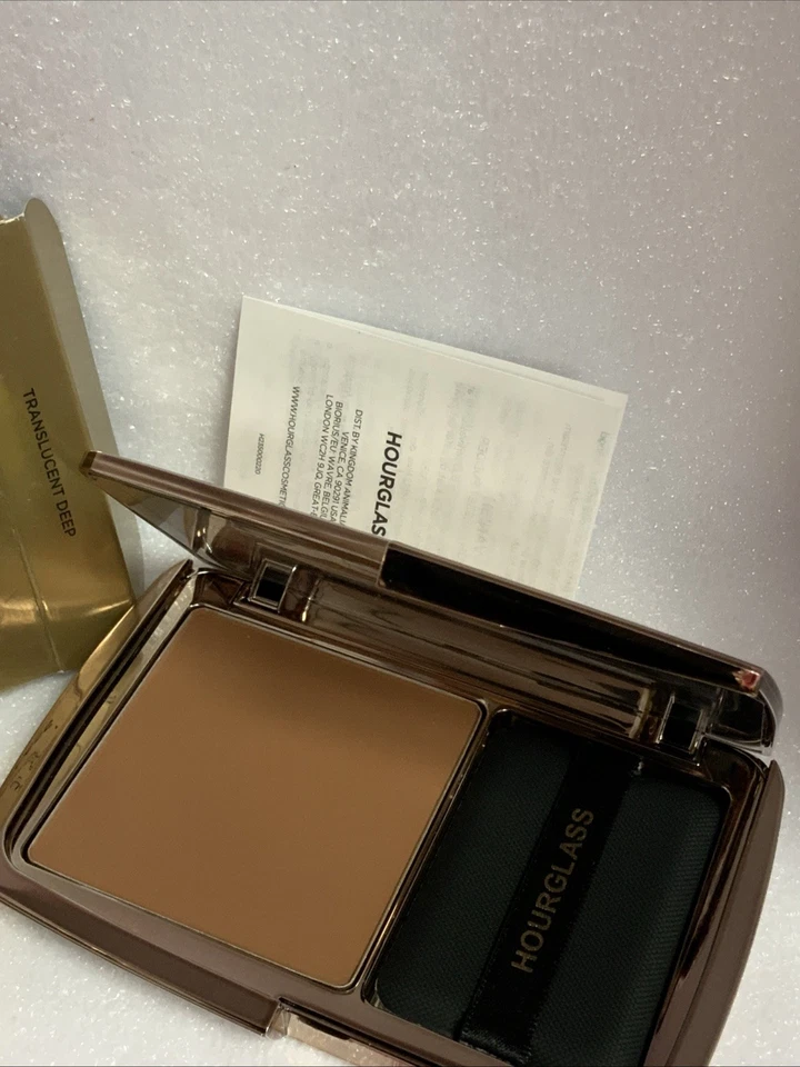 Hourglass Vanish Airbrush Pressed Powder - Full Size Translucent Deep - Image 2 of 4