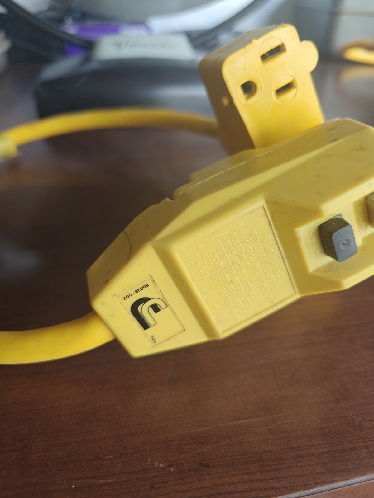 Coleman Cable 9543 Yellow 3-Way 120V ac 15A NEMA 5-15P GFCI User Attachable Plug