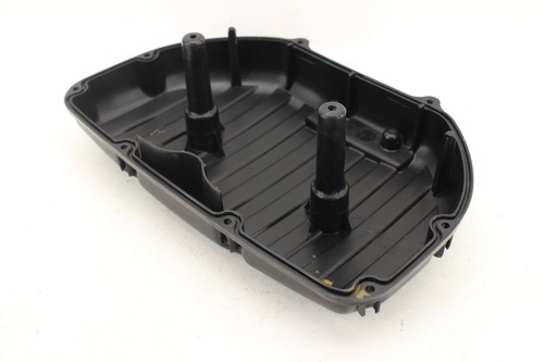 2019 SUZUKI GSXR600 OEM AIRBOX AIR INTAKE FILTER BOX UPPER COVER  - Picture 8 of 10