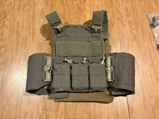 First Spear AAC Plate Carrier, Ranger Green, Med, LNIB, 6/9 Speed Pouches, AXL