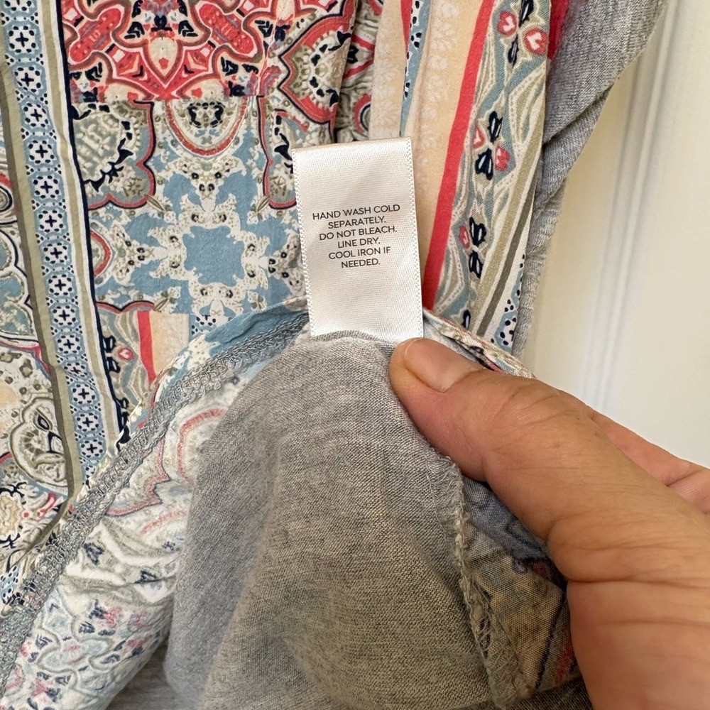 Westport Gray and Multicolor Patchwork Short Slee… - image 7