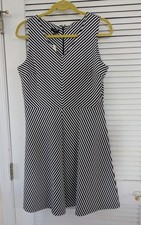 Talbot's Petite L Sleeveless Fit & Flare Black & White Striped Dress Classic NEW
