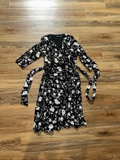 Lauren Ralph Lauren Dress Womens Size 12P Black Floral Jersey Surplice Plus