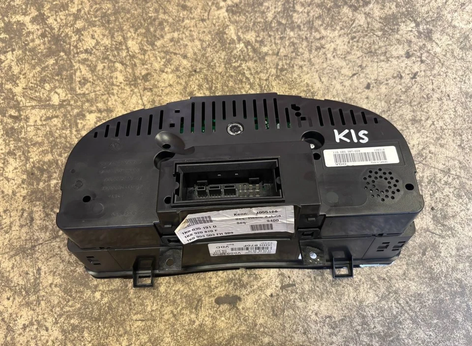 Cuadro de instrumentos VW Scirocco velocímetro 1K8920870F gasolina Foto 4 de 4