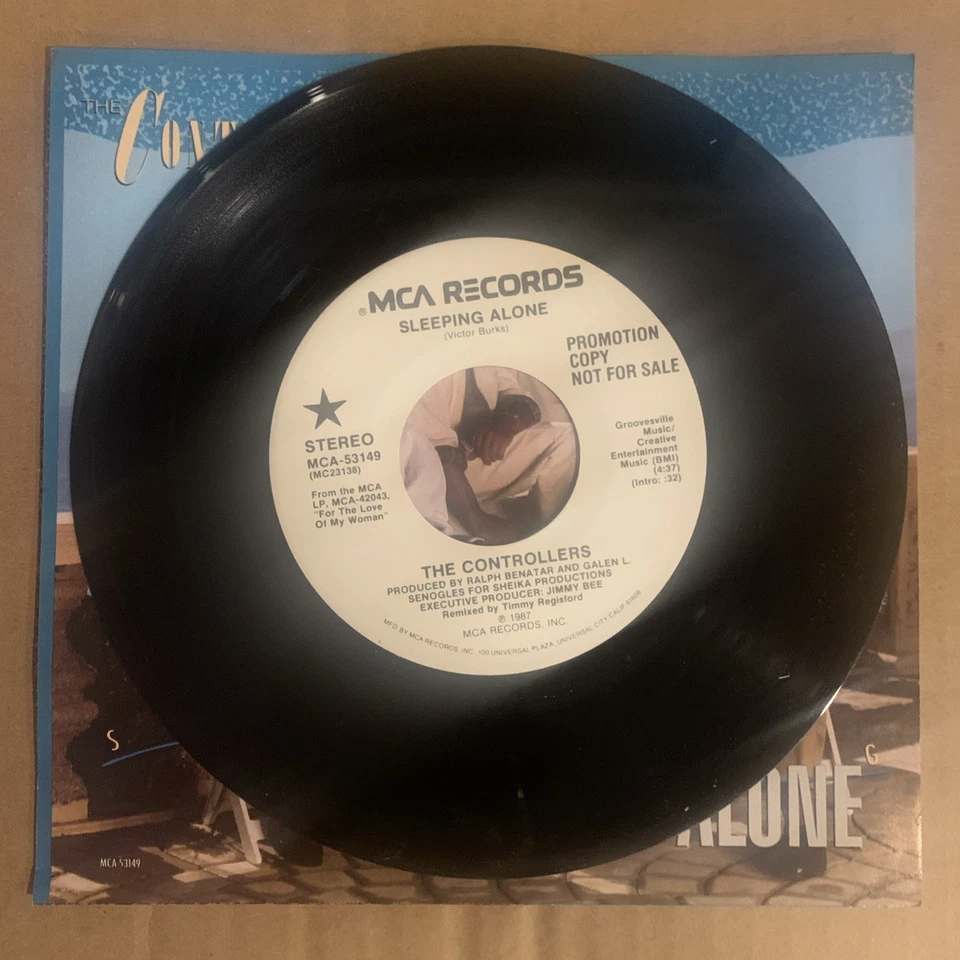 The Controllers, 45 rpm, Promo, VG+, Sleeping Alone, MCA-53149 - Image 3 of 3