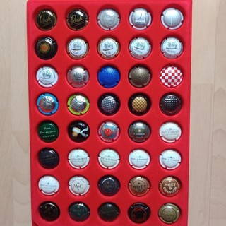 capsules de champagne Janisson Baradon et Moët et Chandon