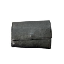 Louis Vuitton Multicle 6 Taiga Vinyl Wallet