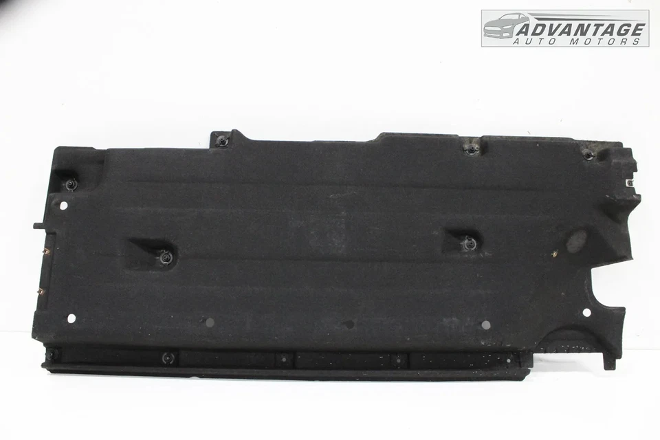 AUDI Q3 QUATTRO 2015-2018 LADO IZQUIERDO DEBAJO DE LA CARROCERÍA PROTECTOR CONTRA SALPICADURAS CUBIERTA FABRICANTE DE EQUIPOS ORIGINALES Foto 2 de 4