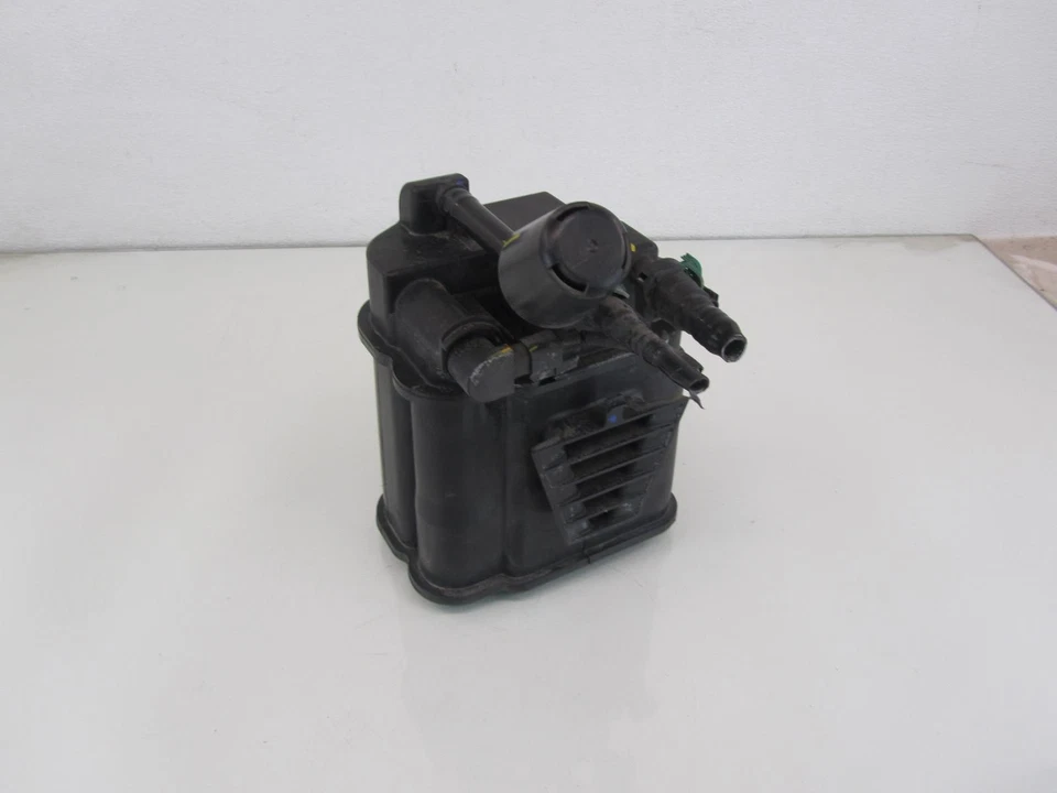 Buick Encore 19 1,4 L tracción delantera tanque de combustible de gasolina bote de evaporación OEM Foto 3 de 4