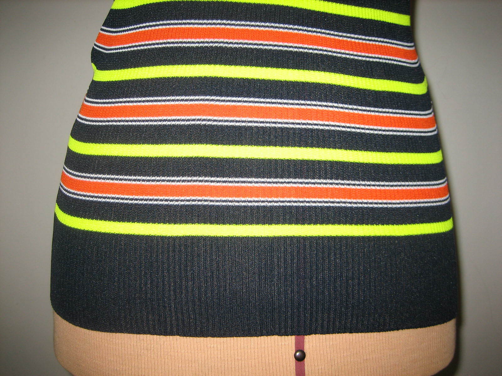 Picture 3 of 9