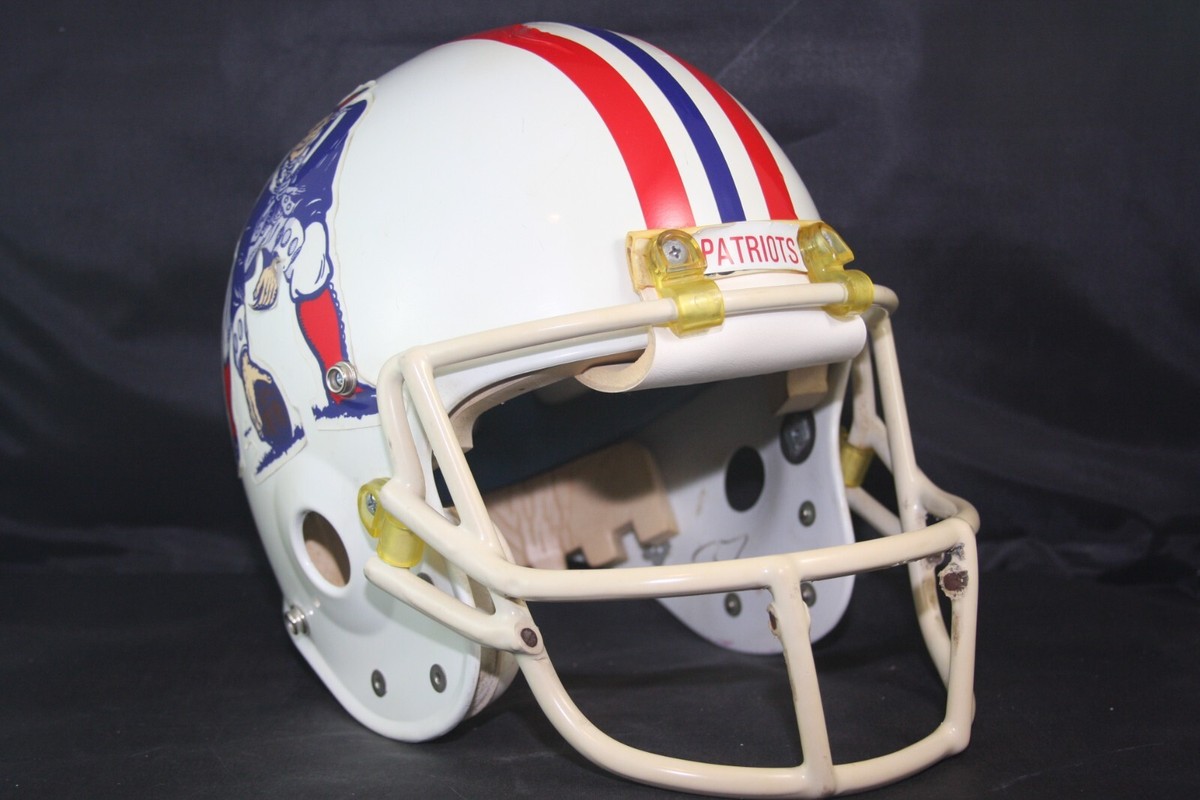 1983-86 Game Used New England Patriots BIKE AiR Power model football helmet #21 1983-86 Game Used New England Patriots BIKE AiR Power model football helmet #21