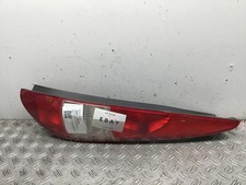 Rückleuchte rechts  Ford Mondeo III Kombi (BWY) Heckleuchte rechts 348328