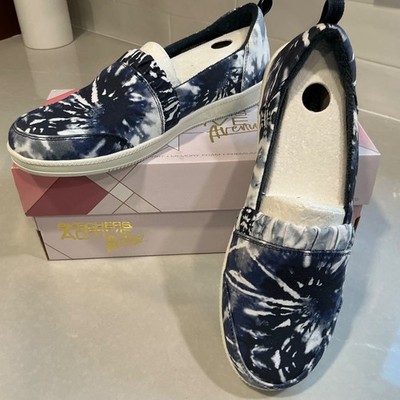 Navy Skechers/Sketchers Madison Ave-To Dye For Tie Dye Women's Size 8.5 NEW