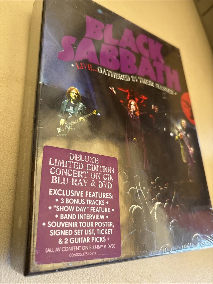Black Sabbath Live: Gathered in Their Masses Limited Edition CD Blu-ray DVD RARE - Image 4 of 4