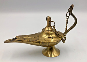 Genie Aladdin Lamp Brass Incense Burner w/ Lid Made In India 3.5 x 2 x 1 in