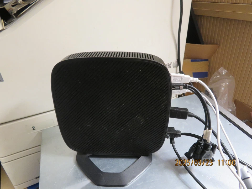 HP t640 ThinClient AMD Ryzen R1505G RAM 8 GB Flash 256 GB SFF Thin Client Wn 11 - Bild 3 von 4