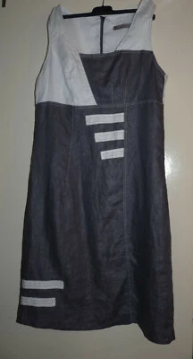 Robe courte fantaisie grise et blanche Femmes je vous Aime T. 38 - comme neuve - Photo 1/4