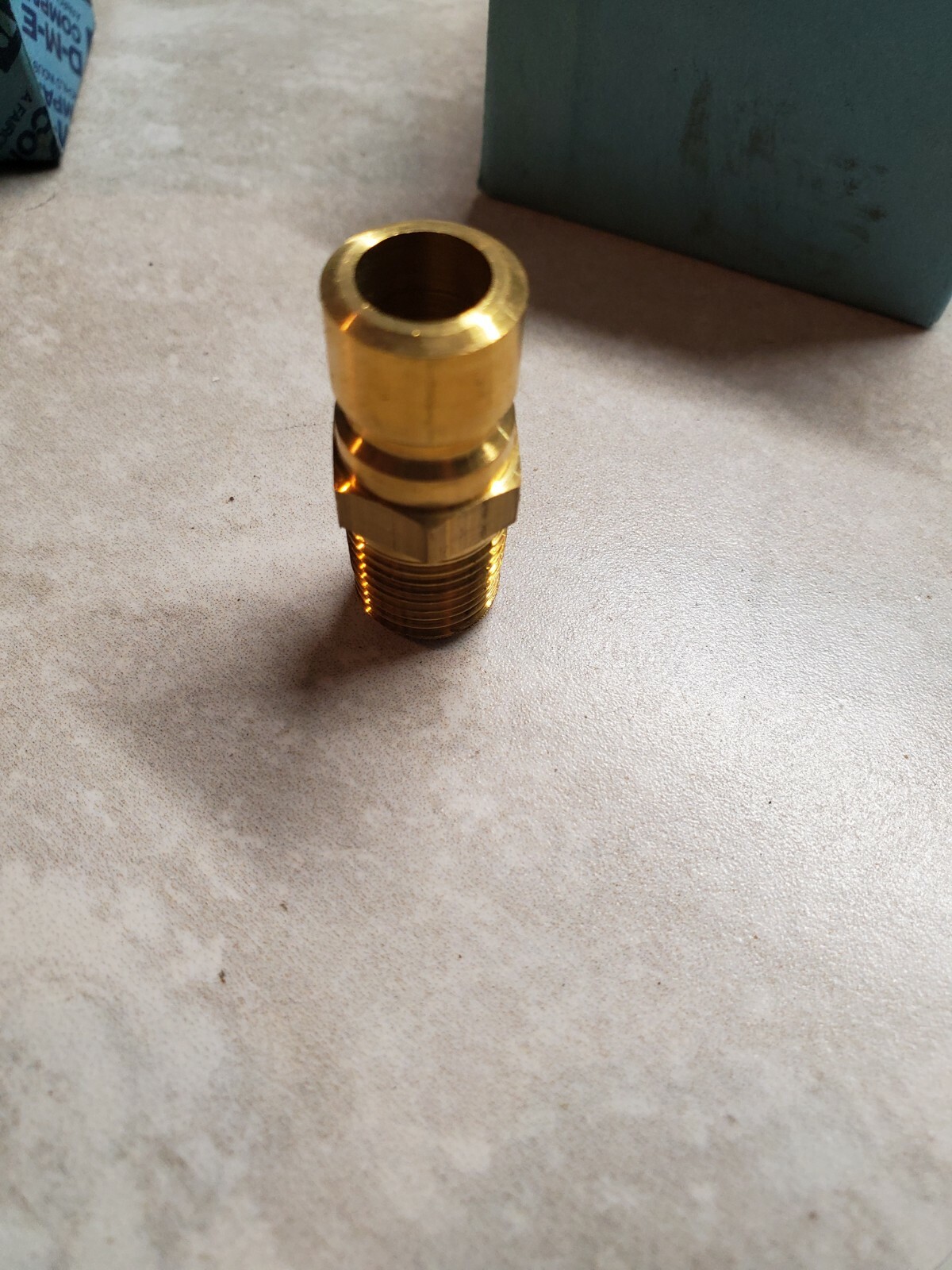 DME JIFFYTITE FEMALE CONNECTOR PLUGS 1/4" X 3/8" NPT 10PK JP352F