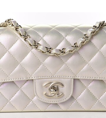 レア！！CHANEL アイボリー　ミニバッグ Chanel Iridescent mini flap white | eBay