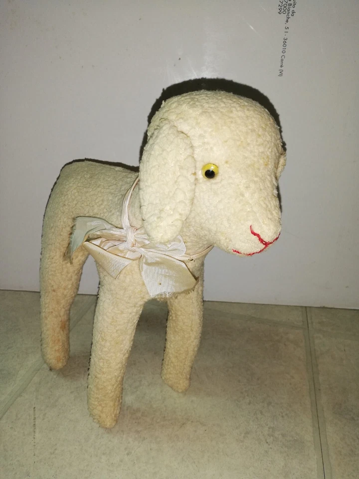 PELUCHE ANCIENNE-JOUET-MOUTON AVEC RUBAN.ANNEE 30-STEIFF? 30 cm DE HAUT.BEL ETAT - Photo 2/4