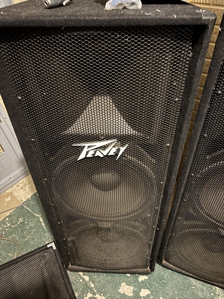 Sistema de megafonía Harbinger LVL Lp9800 con altavoces y monitores Peavy Pa probado funciona Foto 4 de 4