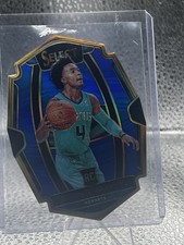 2018-19 Panini Select - Premier Level Devonte' Graham #103 Blue Prizm /249 (RC)