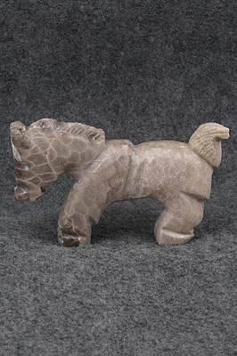 Horse Zuni Fetish Carving - Tony Mackel