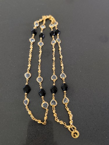 Vintage St. John Baroque Black “Crystals” and Gold Tone Necklace 42" Q4 - Afbeelding 1 van 6