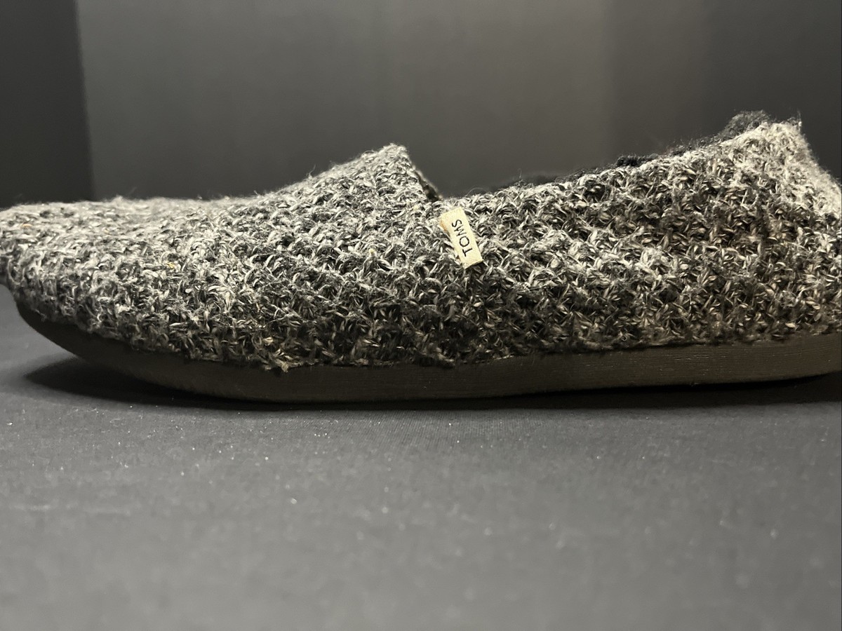Toms Women's Shoes Size 8.5  Alpargata Ribbed Gray Sweater Black Faux Fur Lined View 5