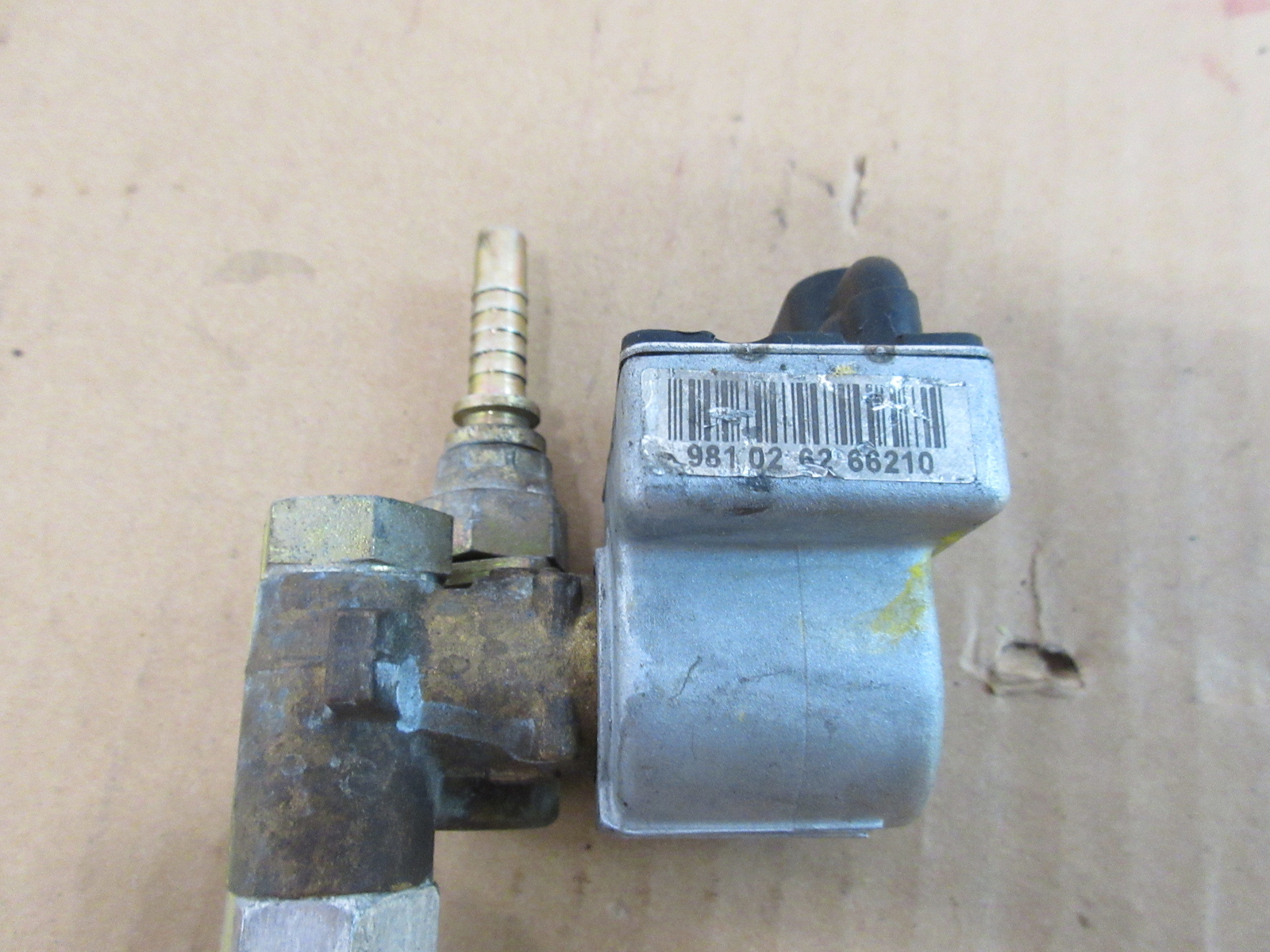 04 Lamborghini Murcielago #1025 Fuel Gas Filter Solenoid Valve