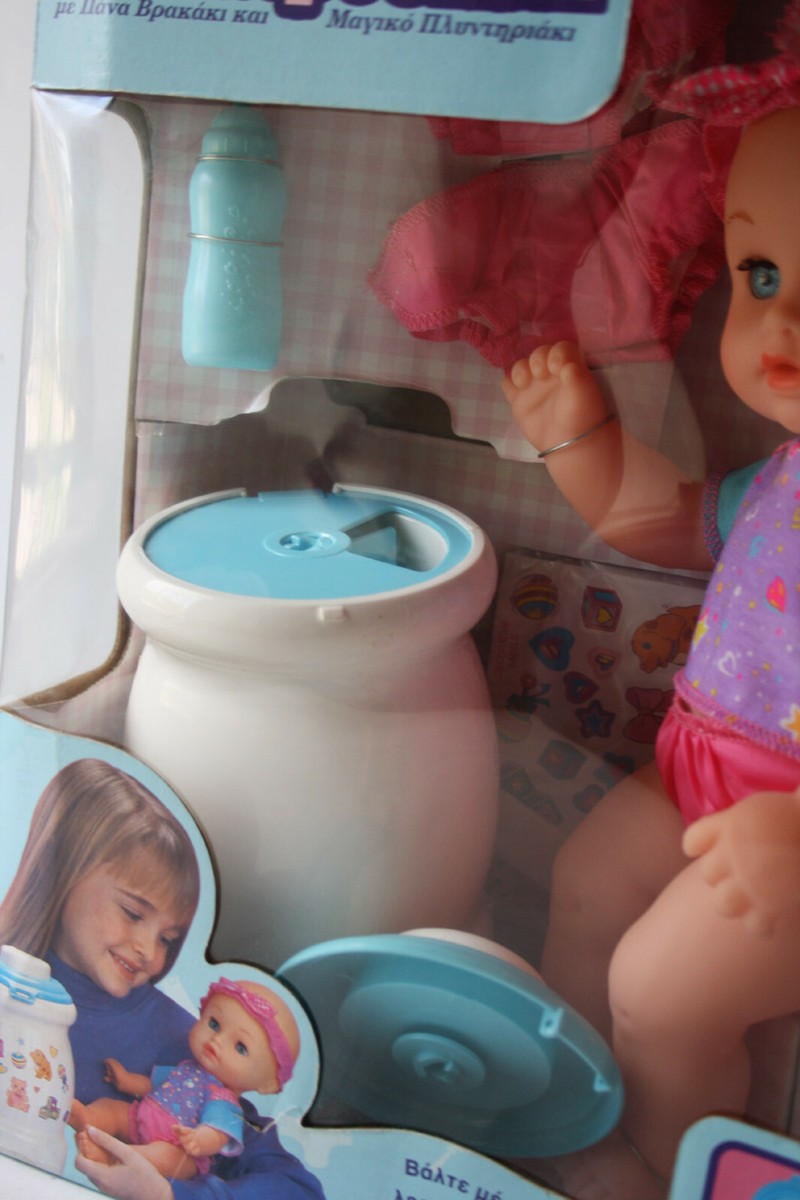 RARE VINTAGE 1997 DIAPER BABY PEE WITH MAGIC WASHER DOLL HASBRO
