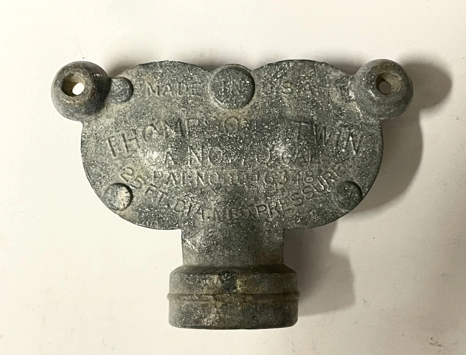 Lote de 2 aspersores de césped THOMPSON de colección Nº 70 con orejas ojos de búho LA jardín patio Foto 4 de 4