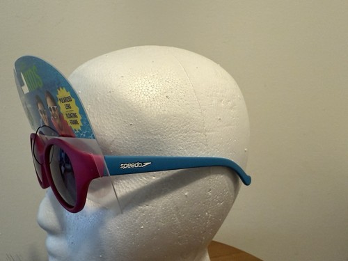 NEW Speedo Kids Sunglasses UV 400 Age 3+ & Toddler Peanuts Snoopy baseball hat - Picture 15 of 16