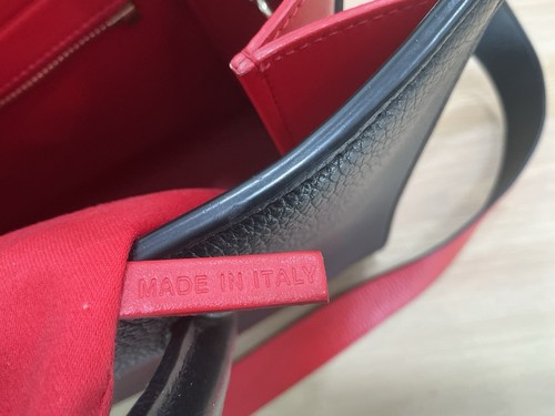 Christian Louboutin Paloma Medium Leather Top Handle Handbag - 第 11/24 張圖片