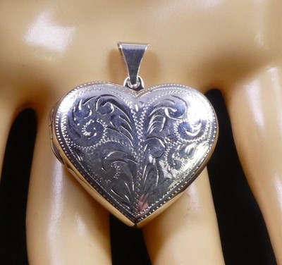 Liebe Herz Medaillon Anhänger ziseliert Blatt Design 925 Sterling Silber 6,2g