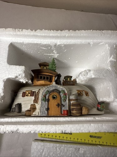Figuras Dept56 Dickens Village Collection David Copperfield Trotwood, Peggoty's - Imagen 9 de 10