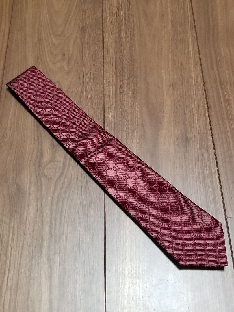 Mint Gucci Interlocking Pattern Silk Tie Burgundy… - image 1