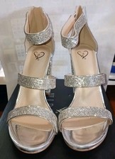 Windsor Silver Rhinestone Block Heel Sandals Womens Size 9 XH8521-1 New in Box