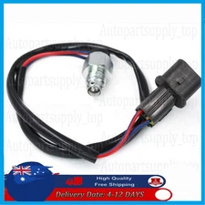 1 Freewheel Clutch Switch For Mitsubishi Pajero Montero 1999-08 OE MR953767